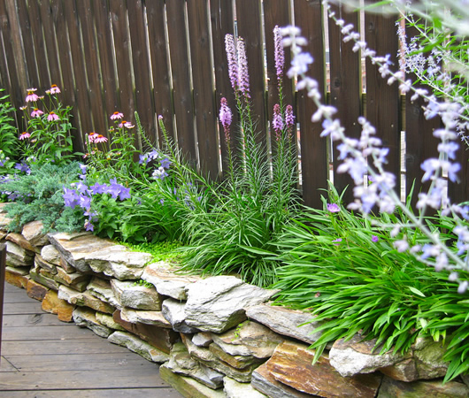 Wooden pergola, outdoor kitchen and trellis garden designs for your rooftop or backyard in NYC.