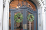 holiday wreaths for apartment front entrances